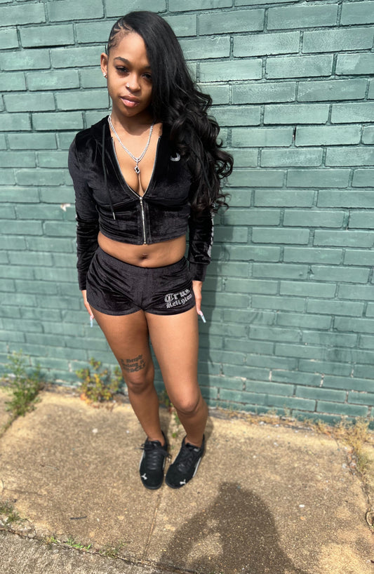 Black on Demand set